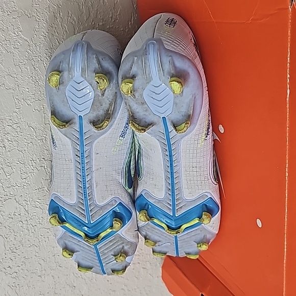 Nike Vapor 14 Academy Soccer Shoes Cleats - Picture 8 of 16